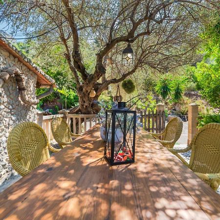 Holiday Home Cala Tuent By Interhome المظهر الخارجي الصورة