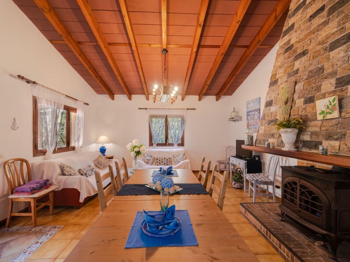 Holiday Home Cala Tuent By Interhome المظهر الخارجي الصورة