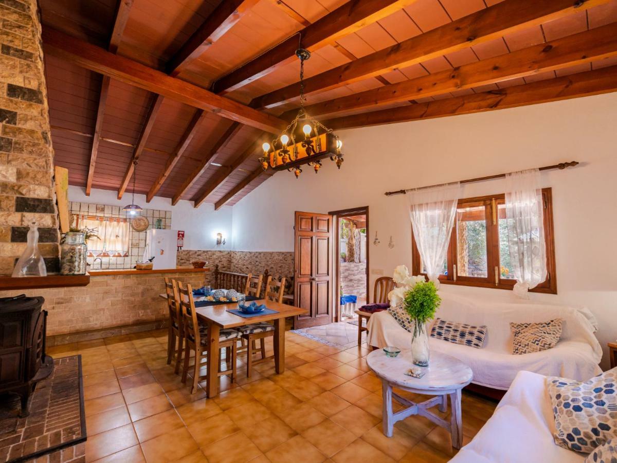 Holiday Home Cala Tuent By Interhome المظهر الخارجي الصورة